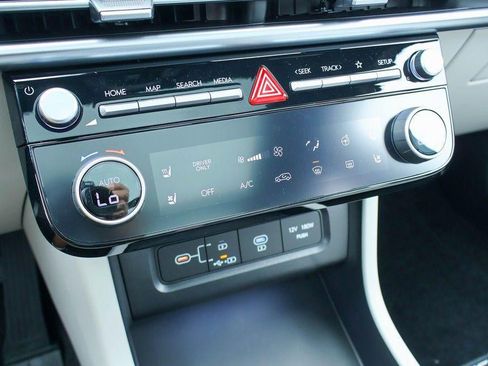 New 2026 Hyundai Tucson Limited image 22