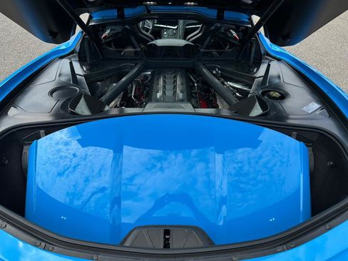 Used 2021 Chevrolet Corvette Stingray Coupe w/ Engine Appearance Package RWD image 23