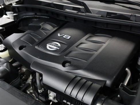 Used 2020 Nissan Armada Platinum w/ Captain's Chairs Package image 9