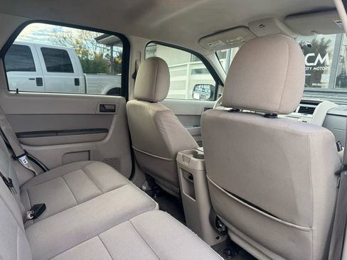 Used 2011 Ford Escape 2WD Hybrid image 19