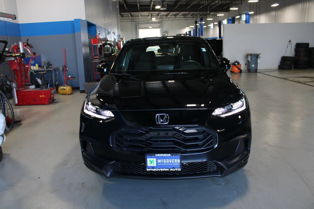 Used 2024 Honda HR-V Sport image 2
