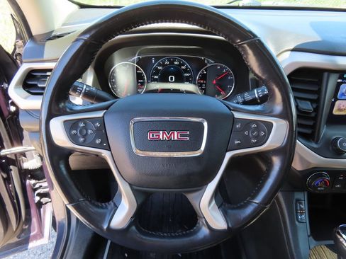 Used 2019 GMC Acadia Denali w/ Technology Package AWD/4WD image 22