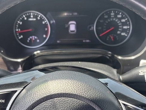 Used 2021 Kia Seltos SX w/ SX Sunroof Package AWD/4WD image 11
