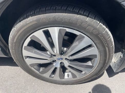 Used 2021 Subaru Ascent Limited w/ Technology Package AWD/4WD image 18
