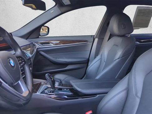 Used 2020 BMW 530i image 9