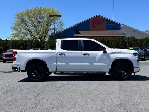 Used 2024 Chevrolet Silverado 1500 RST w/ Redline Edition AWD/4WD image 3