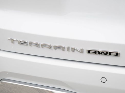 New 2026 GMC Terrain Denali image 24