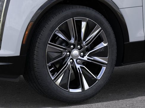 New 2026 Cadillac Lyriq Signature Luxury AWD/4WD image 9