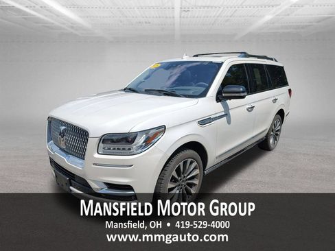 Used 2018 Lincoln Navigator Select w/ Technology Package RWD image 1