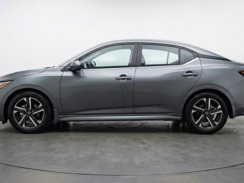 Used 2025 Nissan Sentra SV image 5