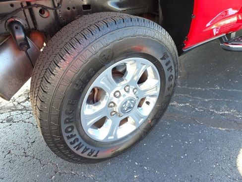 Used 2024 RAM 2500 Big Horn w/ Safety Group image 59