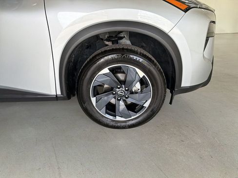 Certified 2025 Nissan Rogue SV w/ SV Premium Package image 14