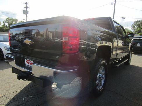 Used 2015 Chevrolet Silverado 2500 LT w/ LT Convenience Package image 7