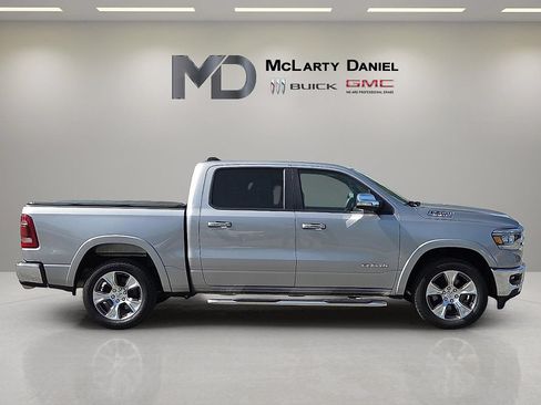 Used 2021 RAM 1500 Laramie AWD/4WD image 15