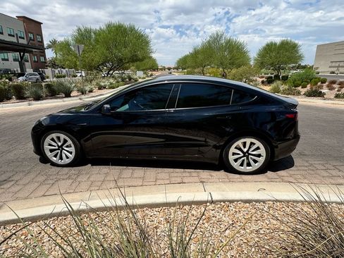 Used 2021 Tesla Model 3 Long Range AWD/4WD image 5