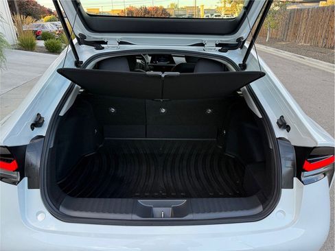 Used 2023 Toyota Prius LE image 40