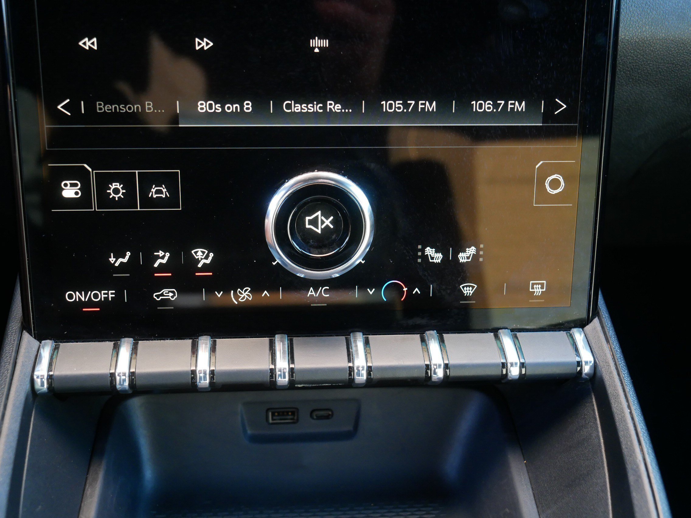Used 2025 GMC Terrain Elevation AWD/4WD image 23