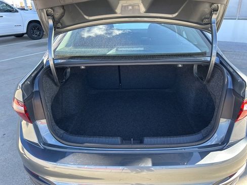 Used 2024 Volkswagen Jetta S image 7