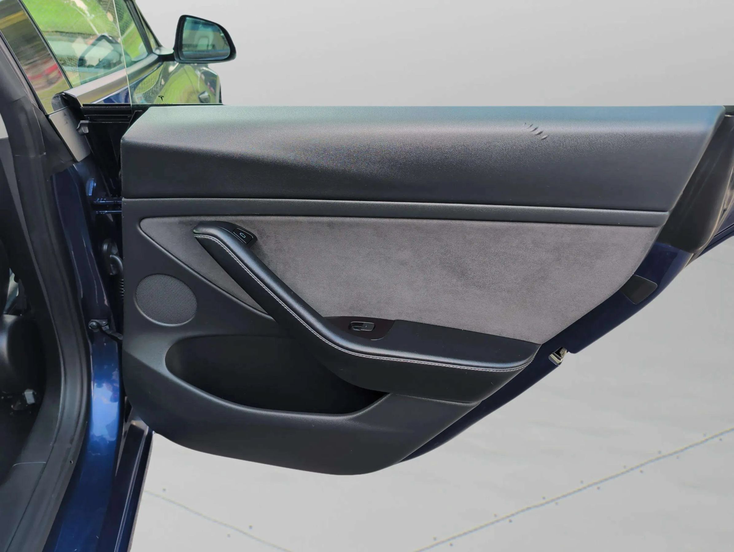 Used 2022 Tesla Model 3 Standard Range RWD image 36