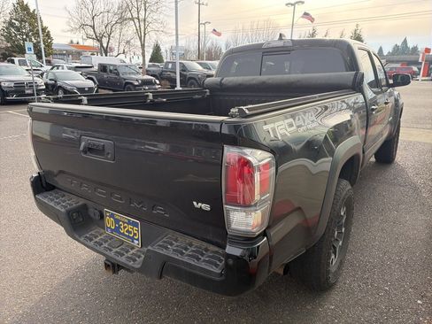 Used 2023 Toyota Tacoma image 5