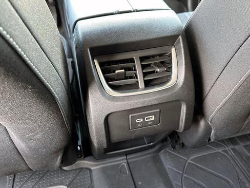 Certified 2024 Chevrolet Blazer LT w/ Convenience Package image 11