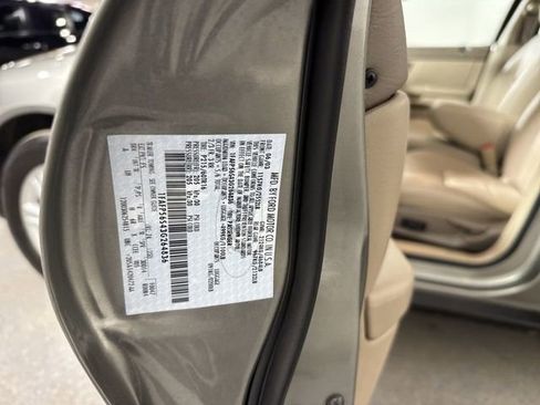 Used 2003 Ford Taurus SEL image 35