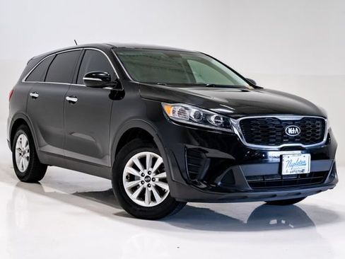 Used 2019 Kia Sorento L FWD image 6