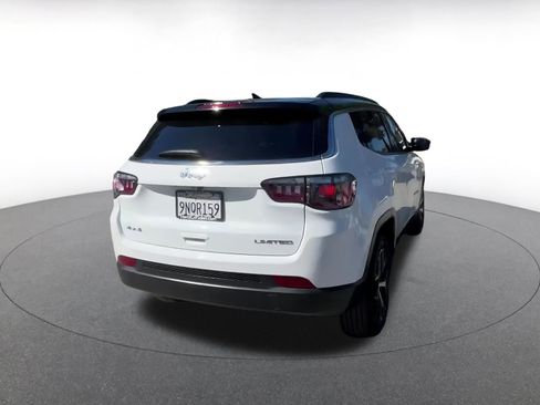 Used 2025 Jeep Compass Limited image 14