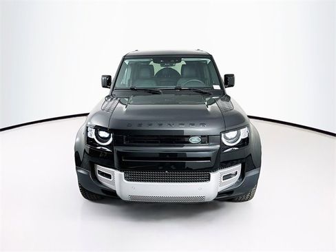 New 2025 Land Rover Defender 110 S image 2