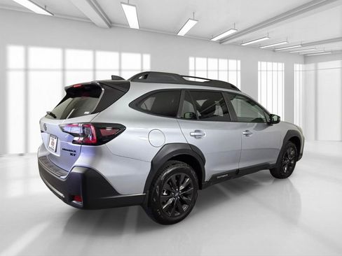Certified 2025 Subaru Outback Onyx Edition XT AWD/4WD image 8