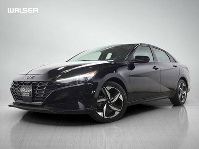 Used 2023 Hyundai Elantra SEL w/ Convenience Package