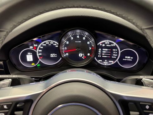 Used 2023 Porsche Cayenne S AWD/4WD image 16