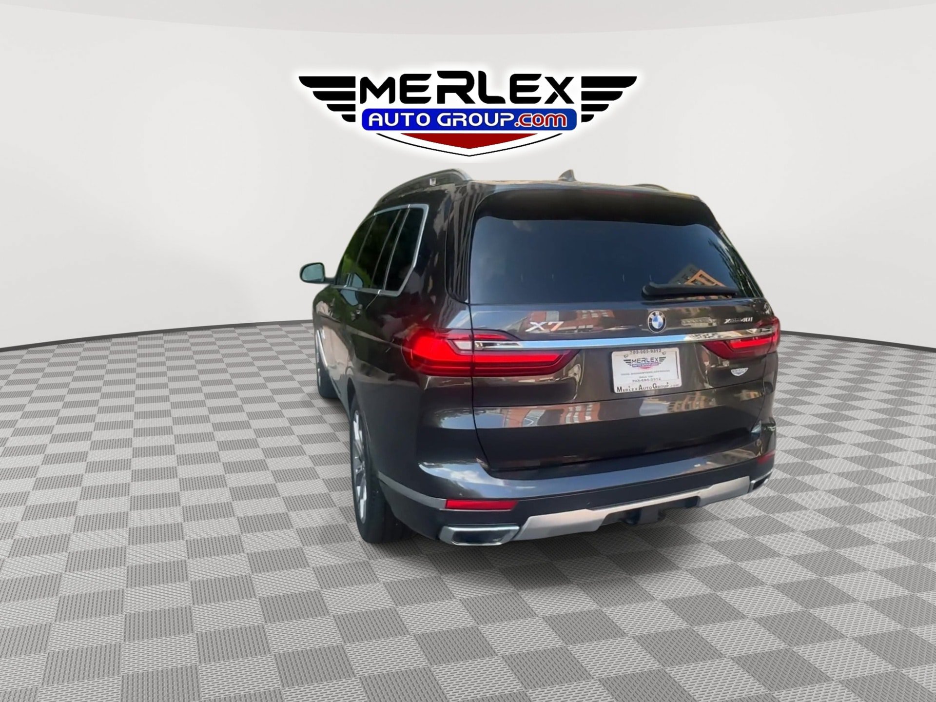 Used 2020 BMW X7 xDrive40i w/ Executive Package AWD/4WD image 2