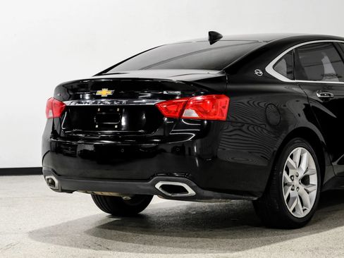 Used 2018 Chevrolet Impala Premier FWD image 14