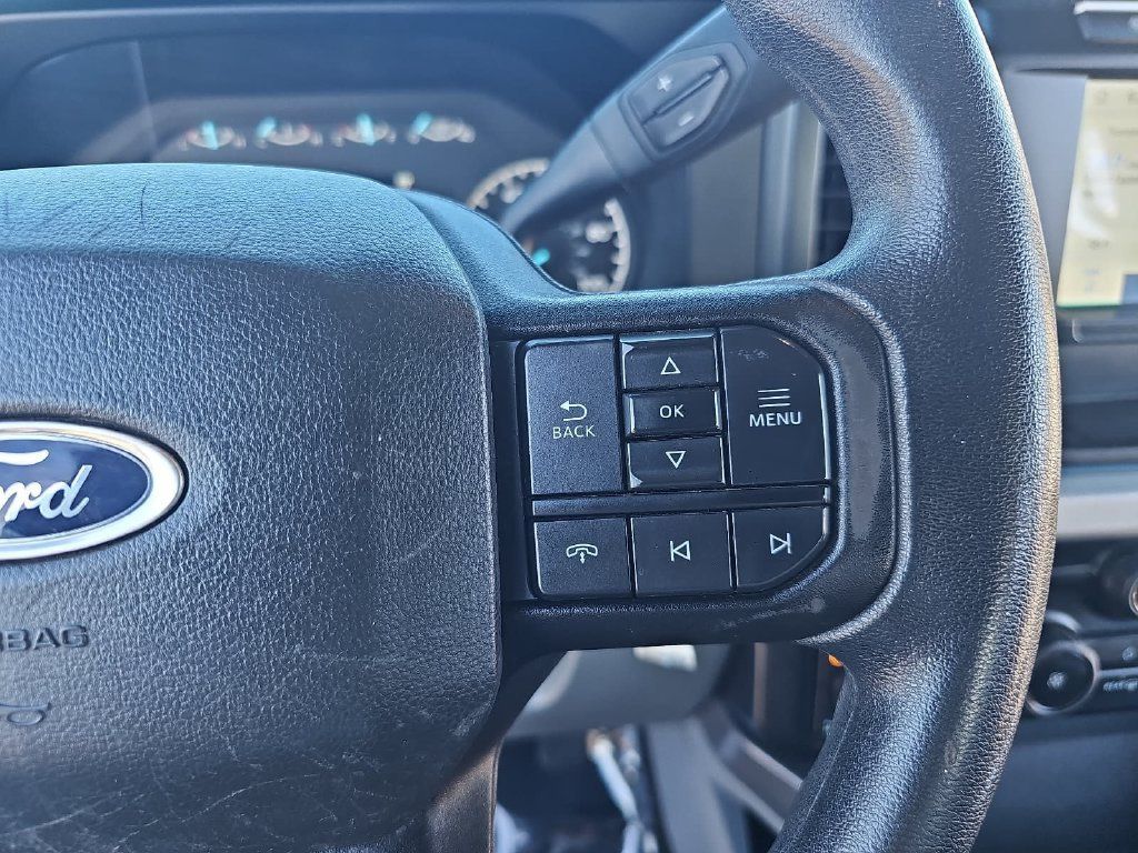 Used 2023 Ford F250 XLT w/ FX4 Off-Road Package AWD/4WD image 18