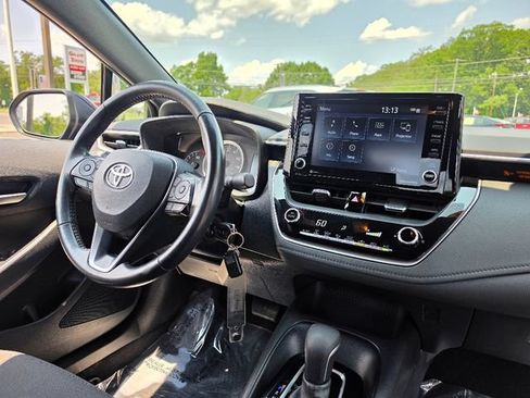 Used 2022 Toyota Corolla SE FWD image 13