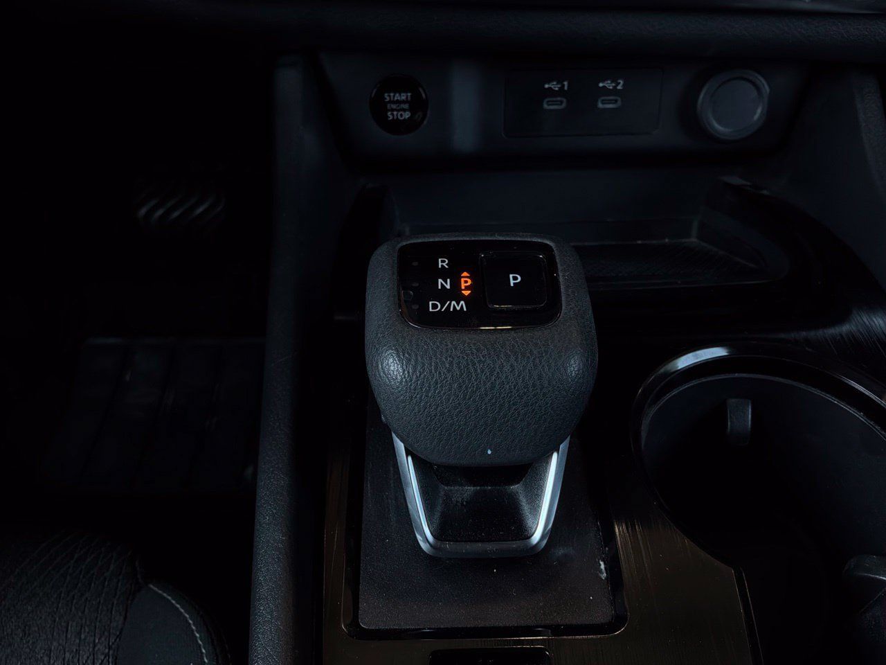 Used 2025 Nissan Rogue SV FWD image 27