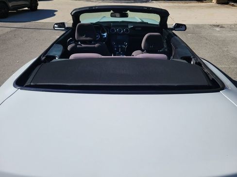 Used 2016 Ford Mustang V6 image 35