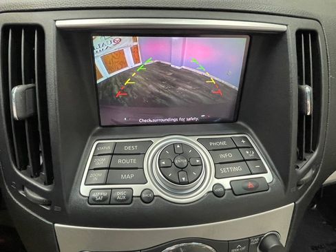 Used 2012 INFINITI G37 Convertible w/ Premium Pkg RWD image 24