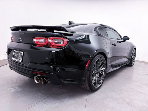 Used 2023 Chevrolet Camaro ZL1 RWD image 19