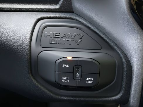 New 2026 RAM 2500 Tradesman AWD/4WD image 25