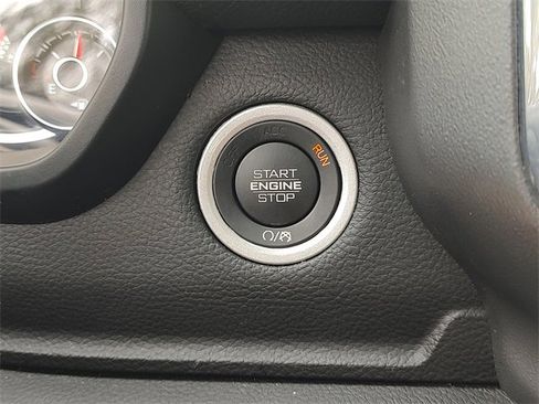 Certified 2024 RAM 1500 Laramie image 22