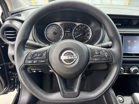 Used 2023 Nissan Kicks S FWD image 21