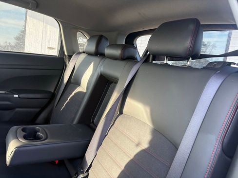 Used 2024 Mitsubishi Outlander Sport SE image 5