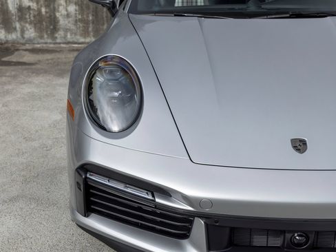 Certified 2025 Porsche 911 Turbo AWD/4WD image 14
