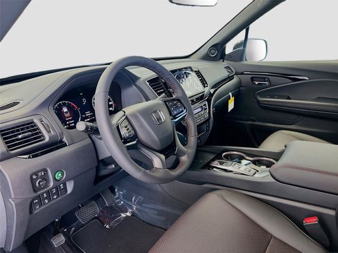 New 2026 Honda Ridgeline Black Edition image 11