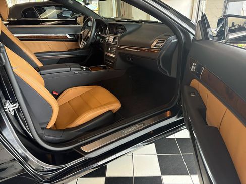 Used 2017 Mercedes-Benz E 400 4MATIC Coupe image 21