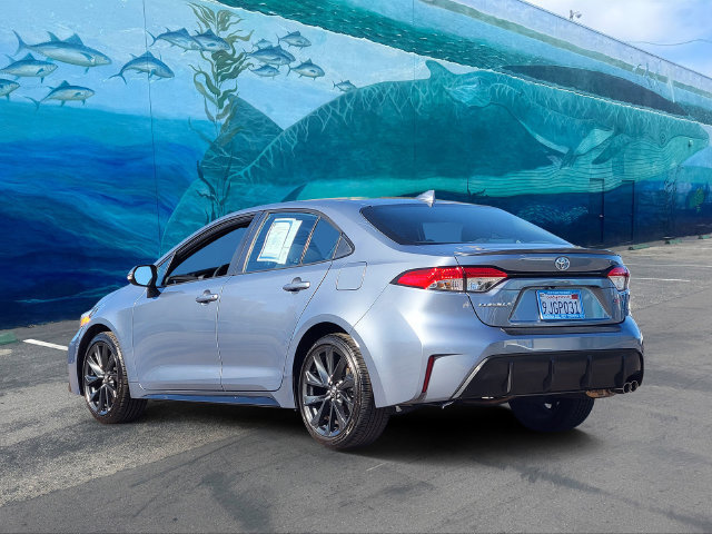 Used 2024 Toyota Corolla SE w/ SE Premium Package FWD image 2