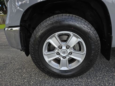 Used 2019 Toyota Tundra SR5 w/ SR5 Upgrade Package image 10