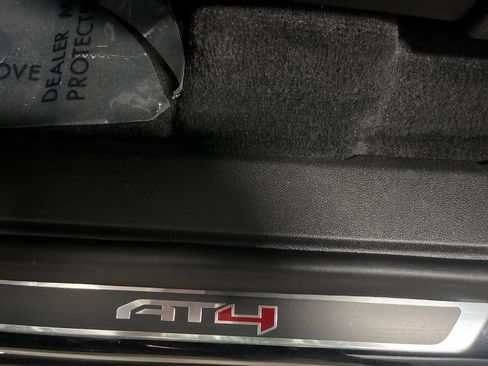 Used 2024 GMC Acadia AT4 w/ Luxury Package AWD/4WD image 16